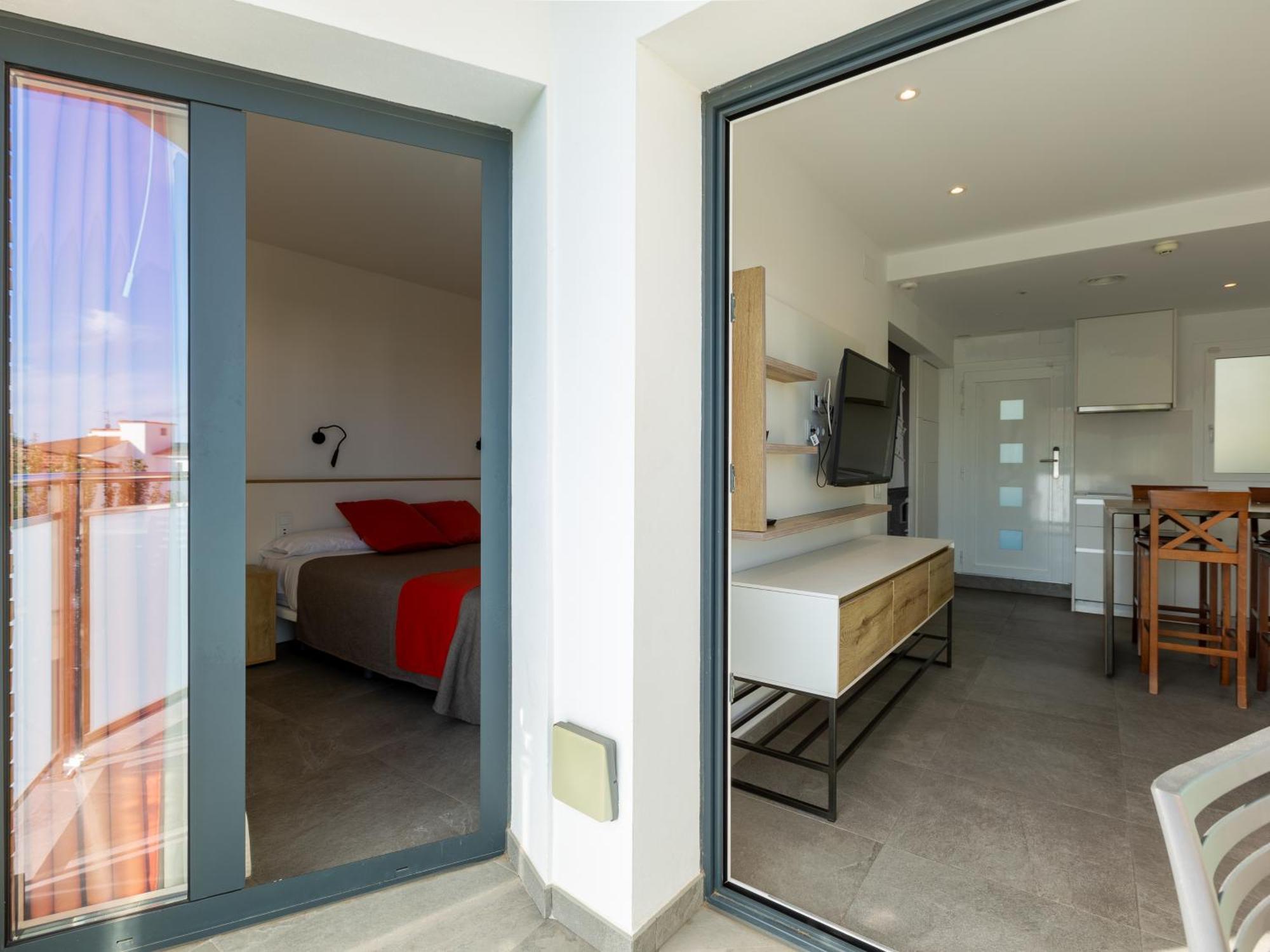 Apartamentos Sunway Apollo シッチェス エクステリア 写真