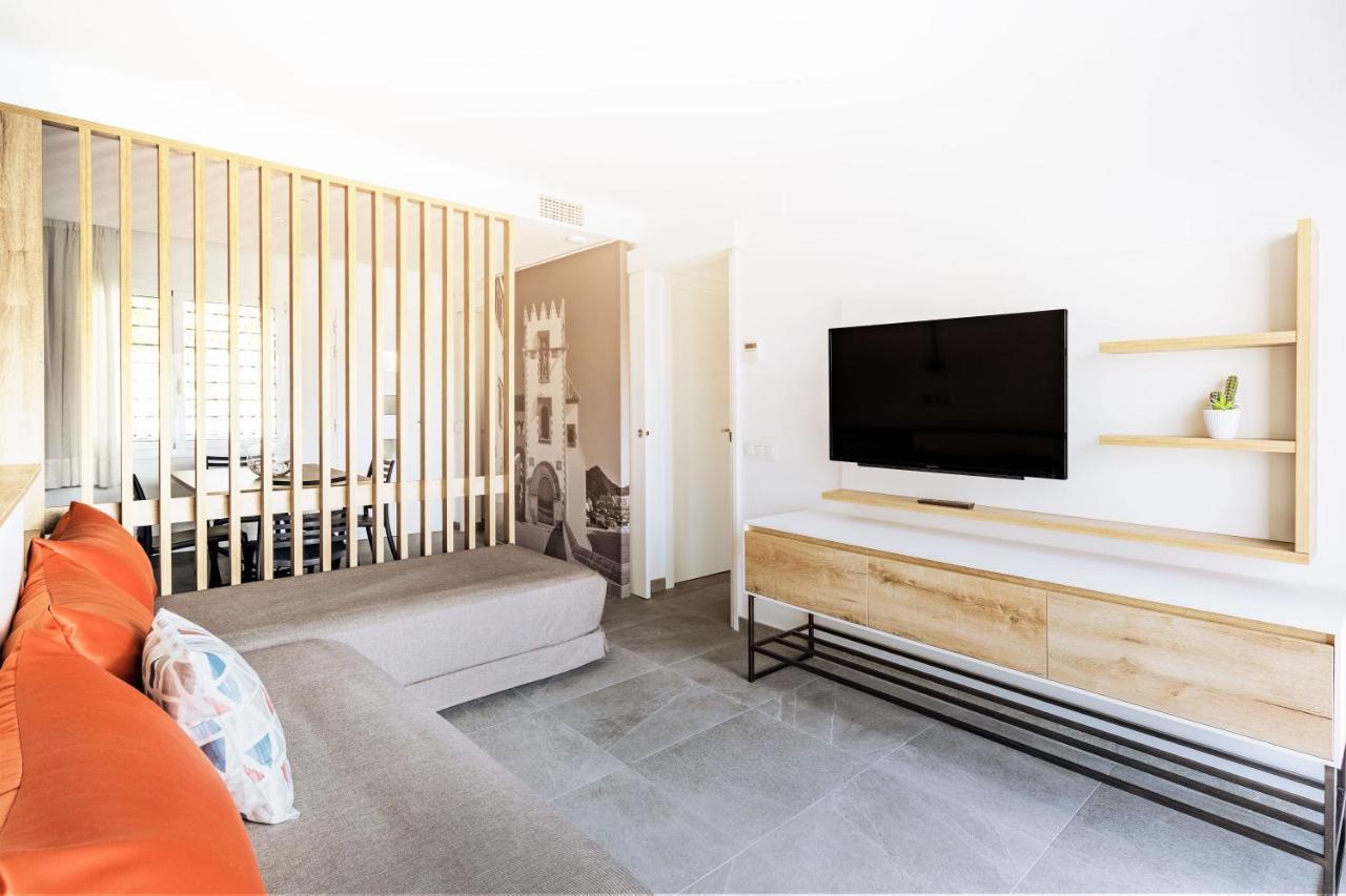 Apartamentos Sunway Apollo シッチェス エクステリア 写真